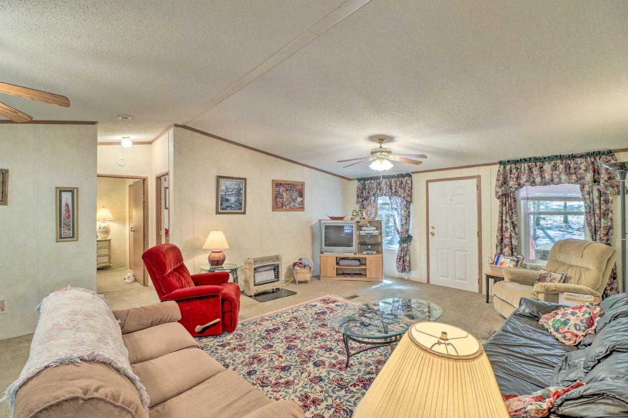 Greers Ferry Getaway With Deck And Lake Access! Fairfield Bay Exterior photo