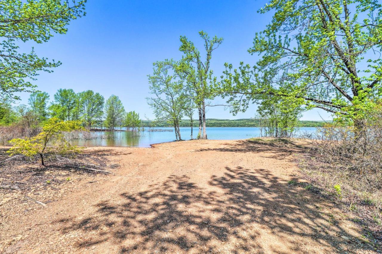 Greers Ferry Getaway With Deck And Lake Access! Fairfield Bay Exterior photo