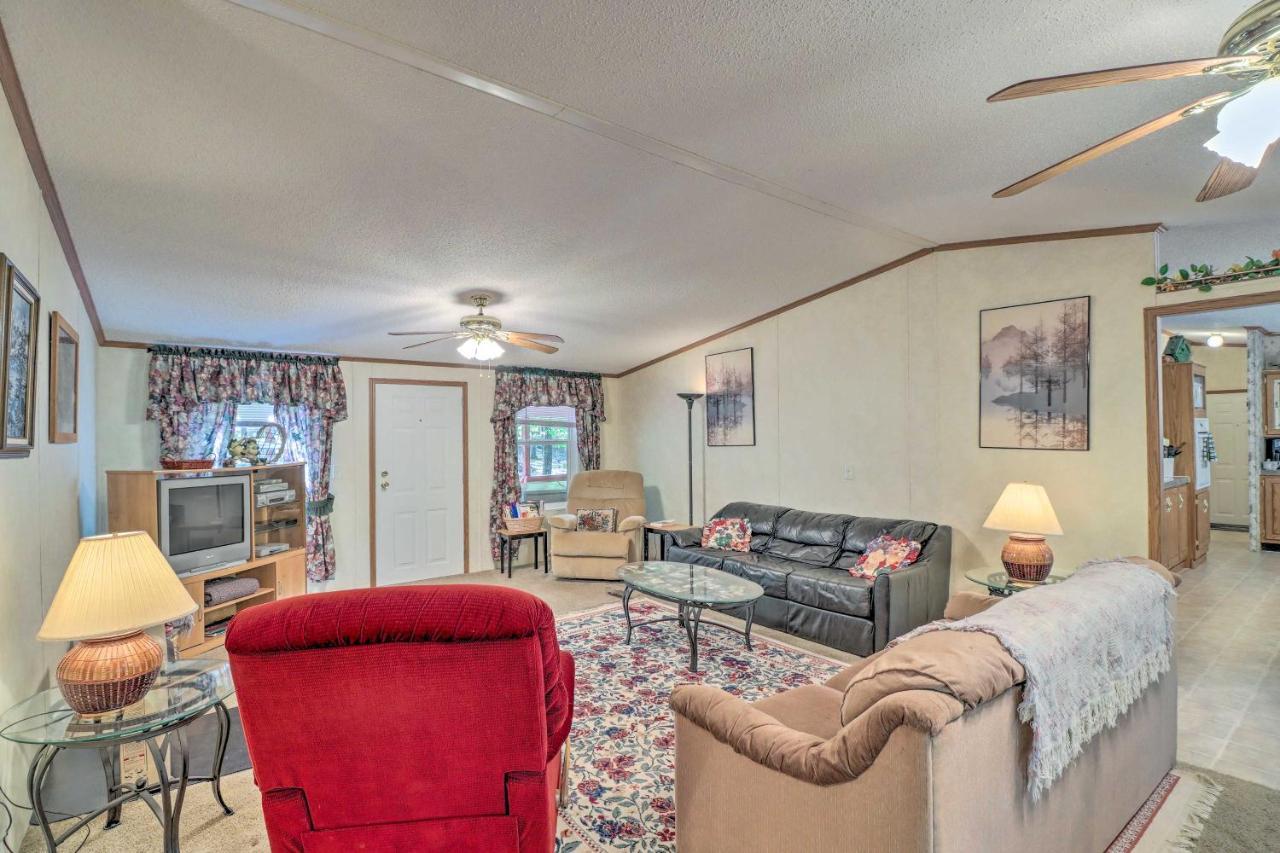 Greers Ferry Getaway With Deck And Lake Access! Fairfield Bay Exterior photo