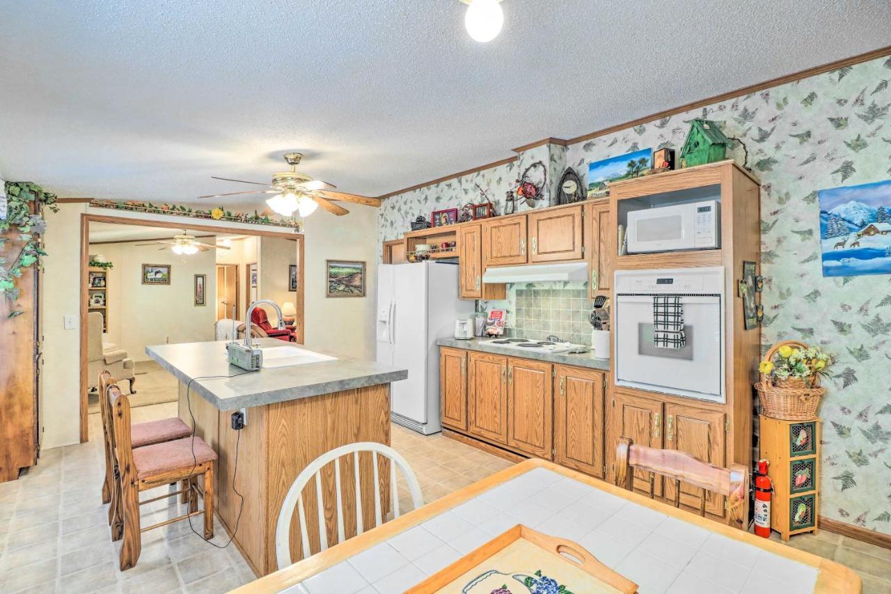 Greers Ferry Getaway With Deck And Lake Access! Fairfield Bay Exterior photo